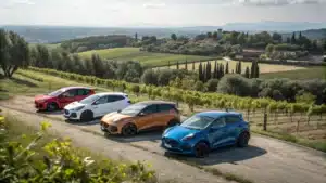 Une gamme avec plusieurs Ford Puma de diff&eacute;rentes couleurs et silhouettes dans un m&ecirc;me d&eacute;cor.